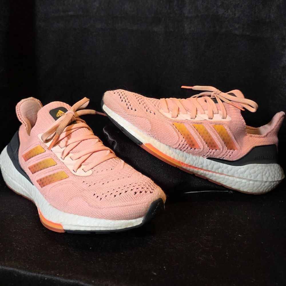 Adidas Ultra Boost Women 9.5
